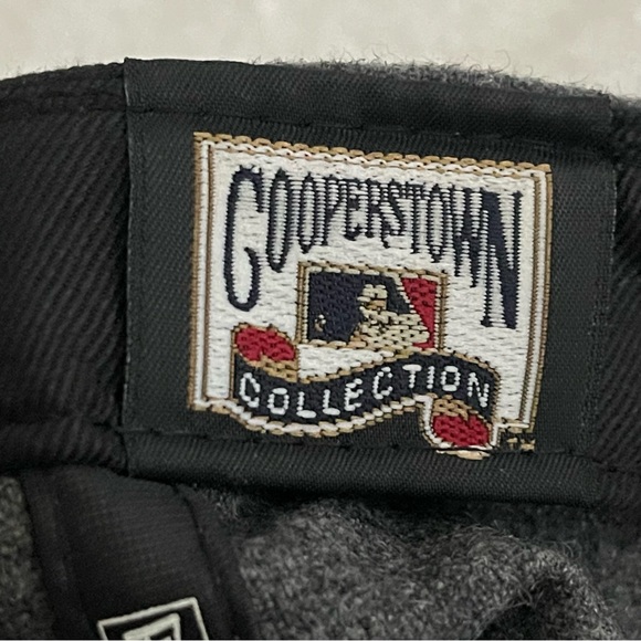 MLB Chicago White Sox New Era Snapback Hat - Picture 5 of 6